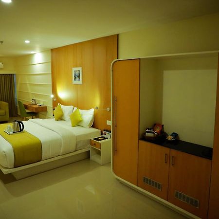 Hotel Emperor Sultan Bathery Bagian luar foto