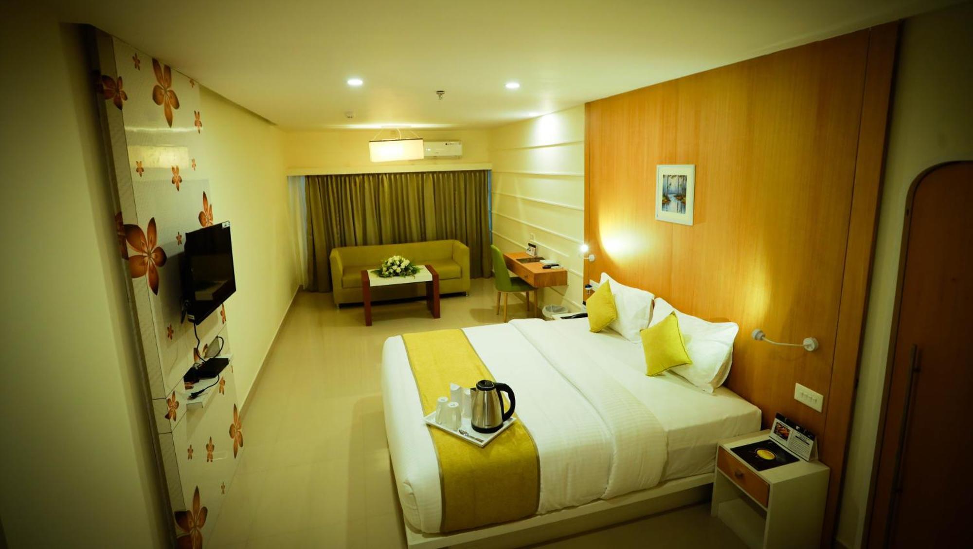 Hotel Emperor Sultan Bathery Bagian luar foto